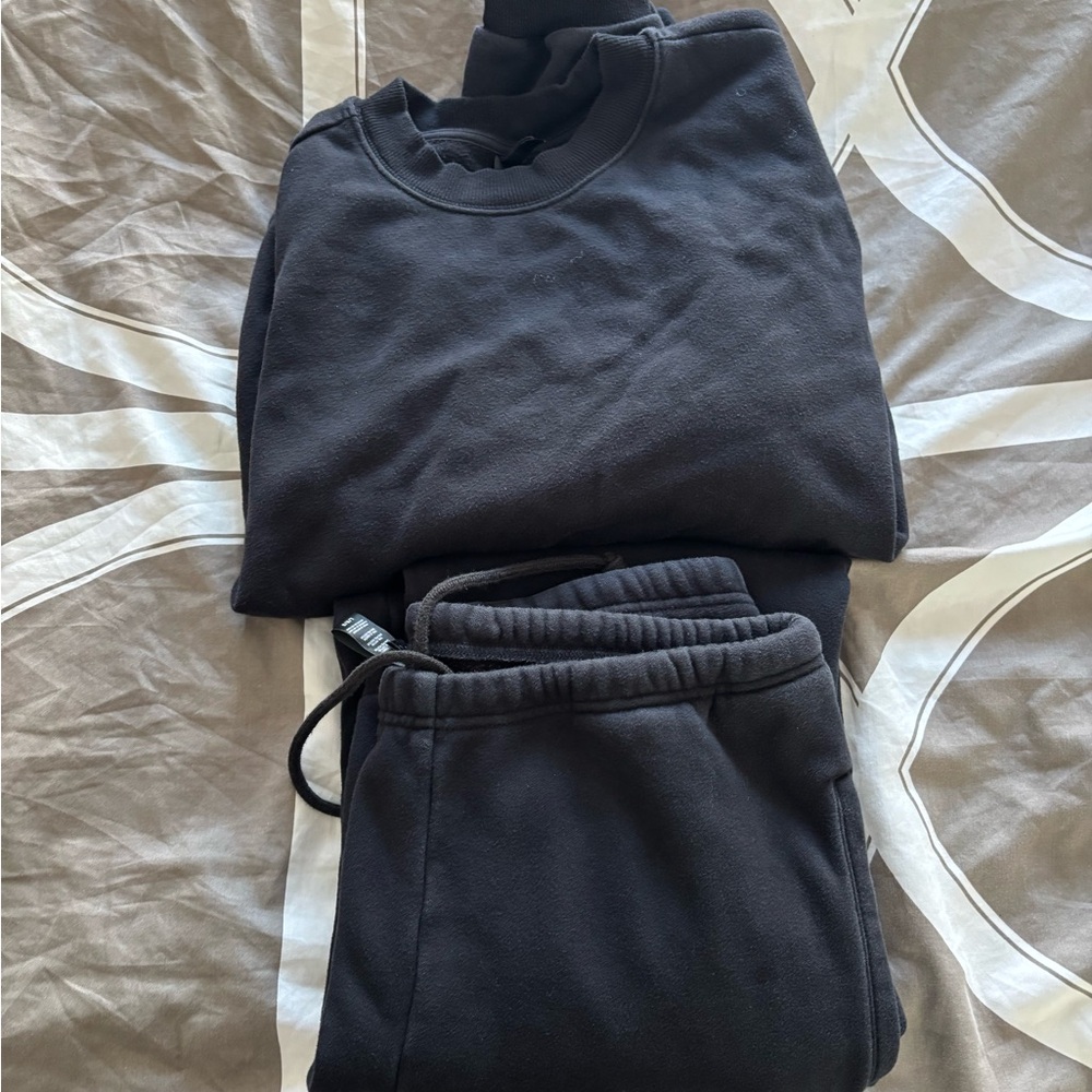 Skims sweat set